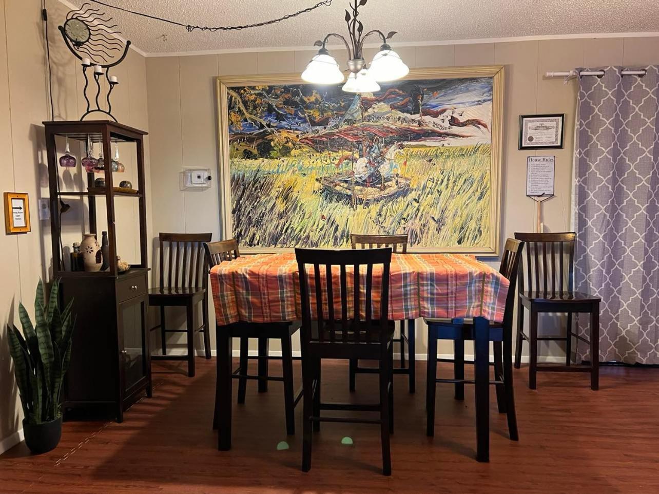 Hole In The Wall Getaway - Usa Mexico Border Bed And Breakfast Columbus Exterior foto